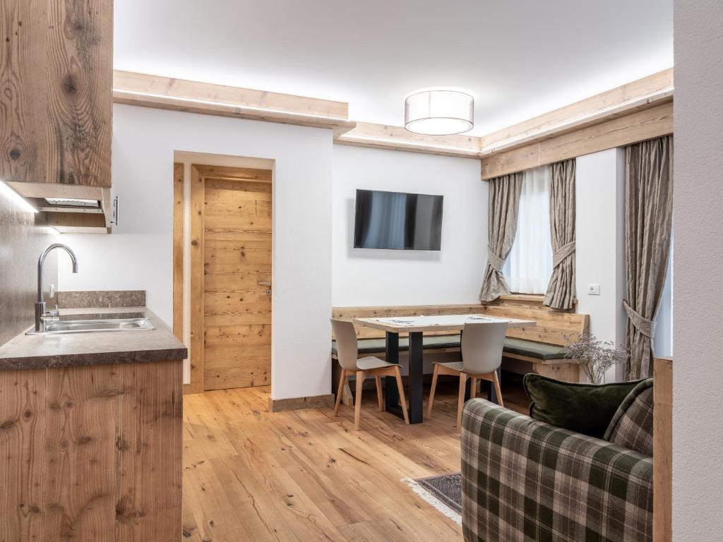 Kuchyň nebo kuchyňský kout v ubytování Residence Mairhofer