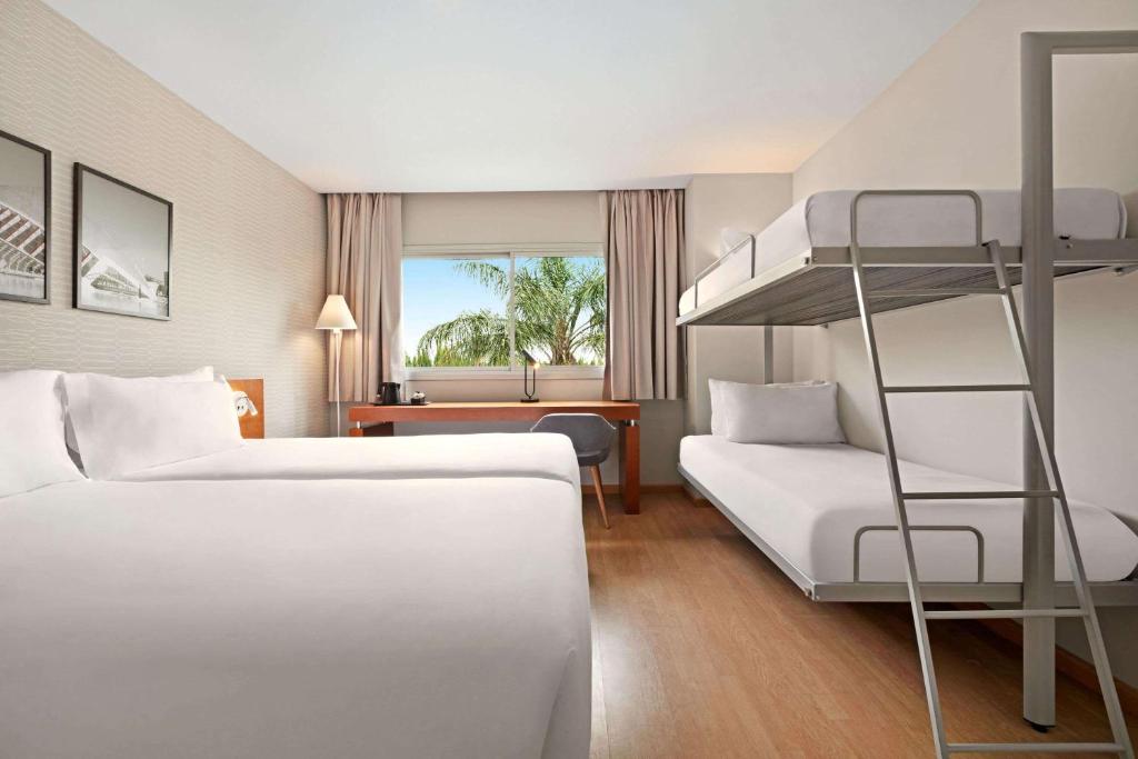 Ramada by Wyndham Valencia Almussafes, Almussafes – Updated ...
