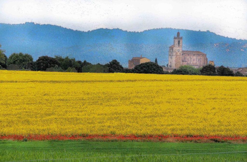 A general mountain view or a mountain view taken from a szállodákat