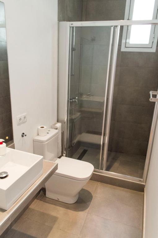 Koupelna v ubytování For You Rentals NEW Design Apartment TEMPORAL Puerta del Sol PRE10C