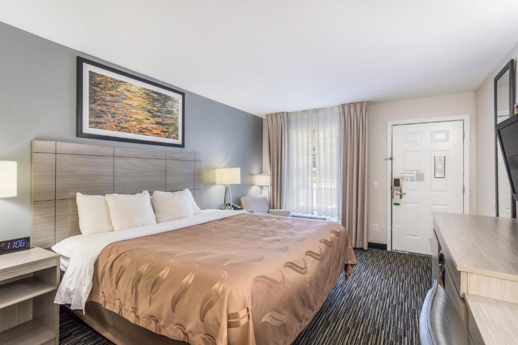 Quality Inn Gallatin-Nashville Metro - King Room - No Fumadores