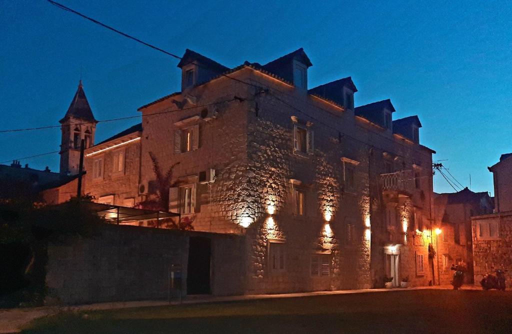 Budova, kde se penzion nachází