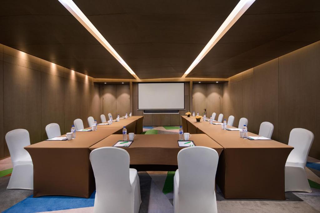 Konferenční prostory v ubytování Holiday Inn Express Langfang New Chaoyang by IHG
