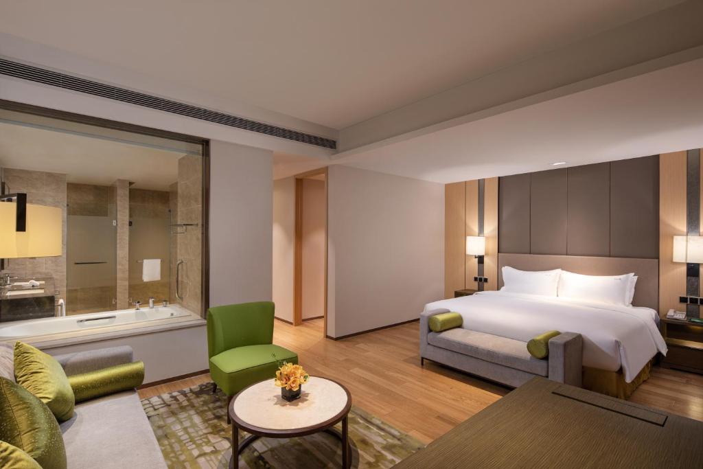 Postel nebo postele na pokoji v ubytování Holiday Inn Express Langfang New Chaoyang by IHG