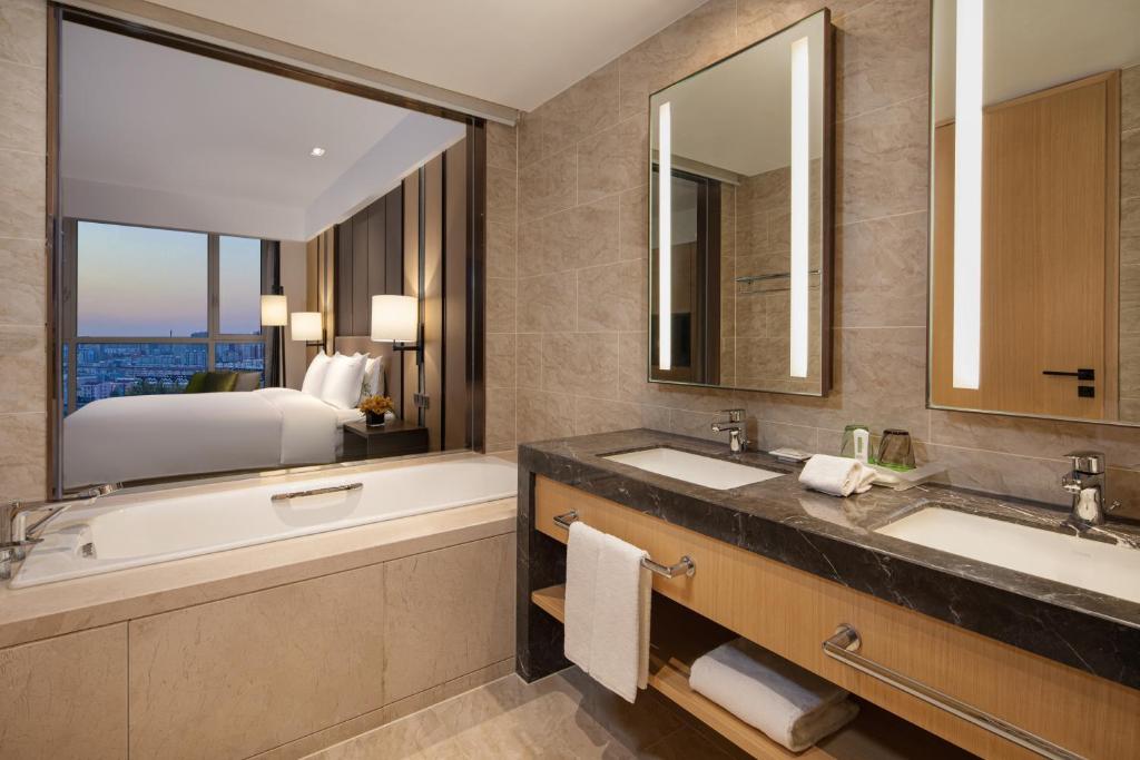 Koupelna v ubytování Holiday Inn Express Langfang New Chaoyang by IHG