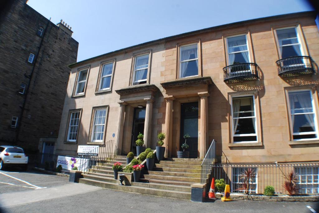 The Salisbury Hotel - Resim 5