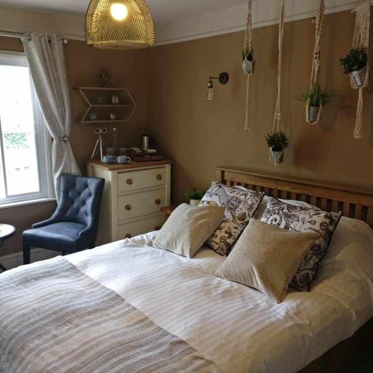 The Riverside Rooms - 