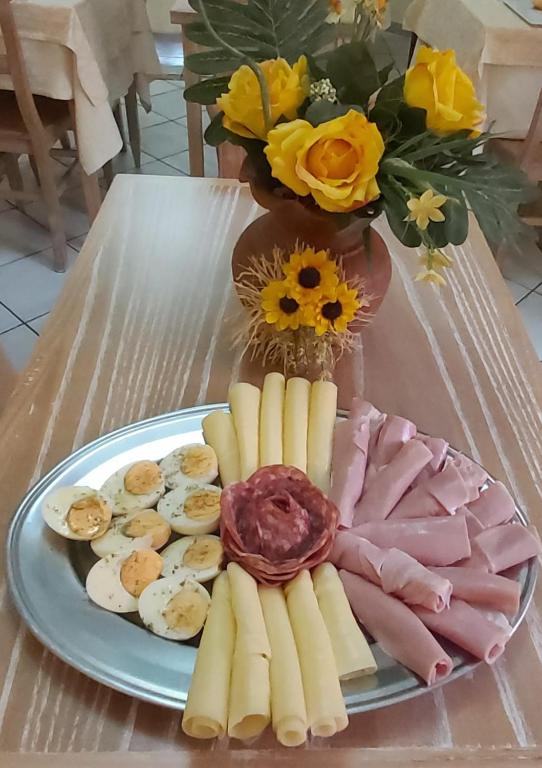 Jídlo v aparthotelu nebo okolí