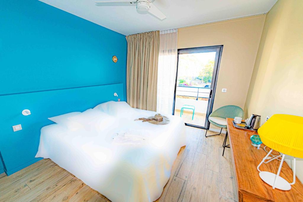 Postel nebo postele na pokoji v ubytování Boutik Hôtel 2A - Adult Only