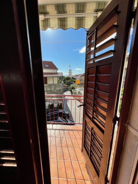 Balkón nebo terasa v ubytování Apartmani Dragica