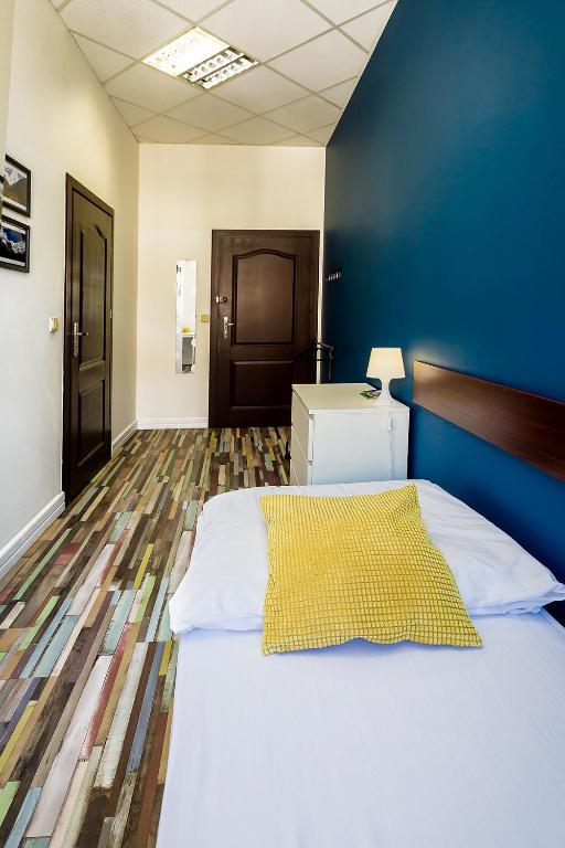 Hello Hostel & Apartmentsにあるベッド