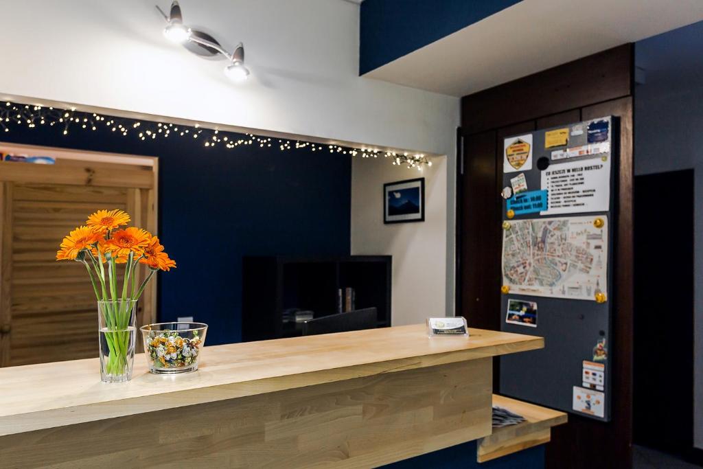 Hello Hostel & Apartmentsにあるテレビまたはエンターテインメントセンター