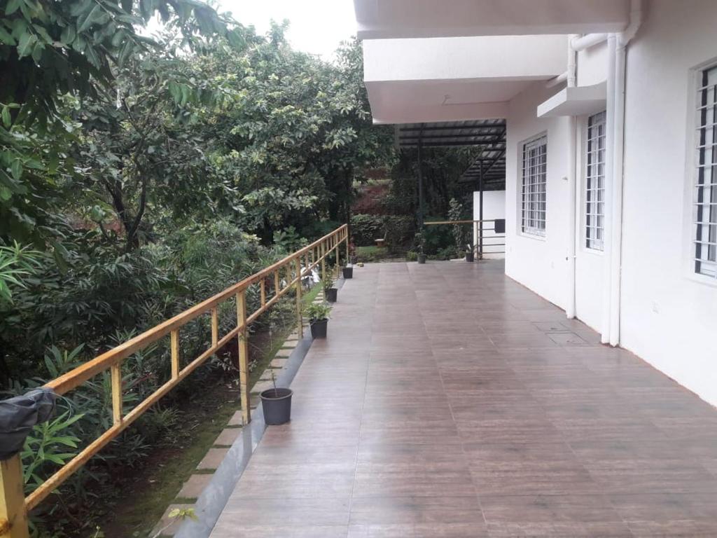 Machan Villa - Familiekamer Met Badkamer