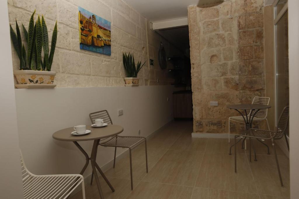 Posezení v ubytování Chateau La Vallette - L-Ghorfa Suite