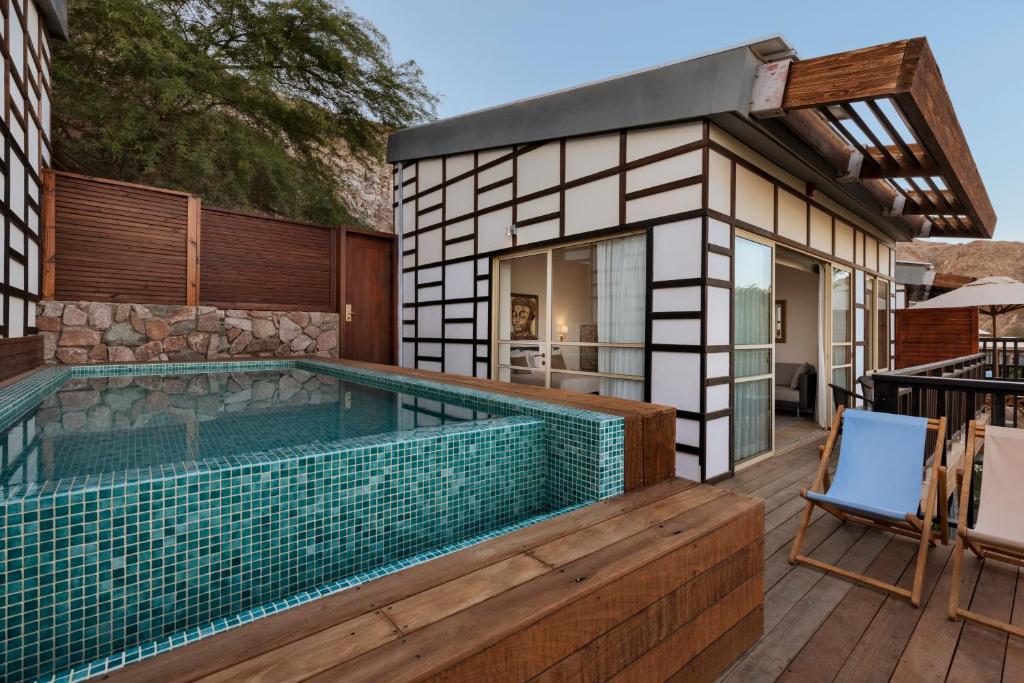 Bazén v ubytování Herbert Samuel Royal Shangri-La Eilat nebo v jeho okolí