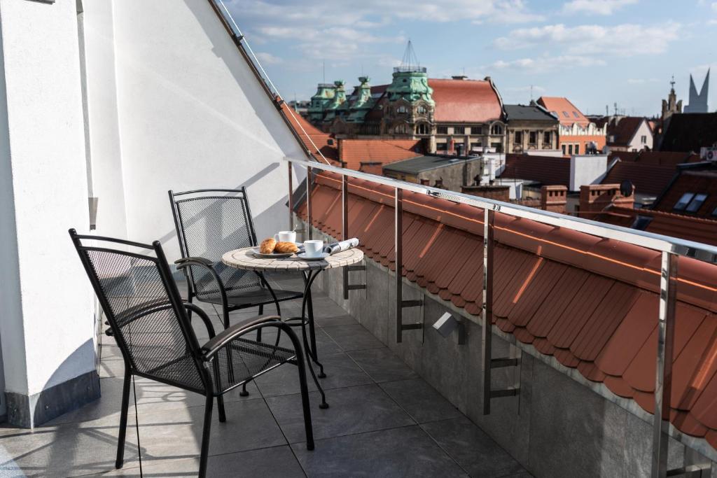 Jídlo v aparthotelu nebo okolí