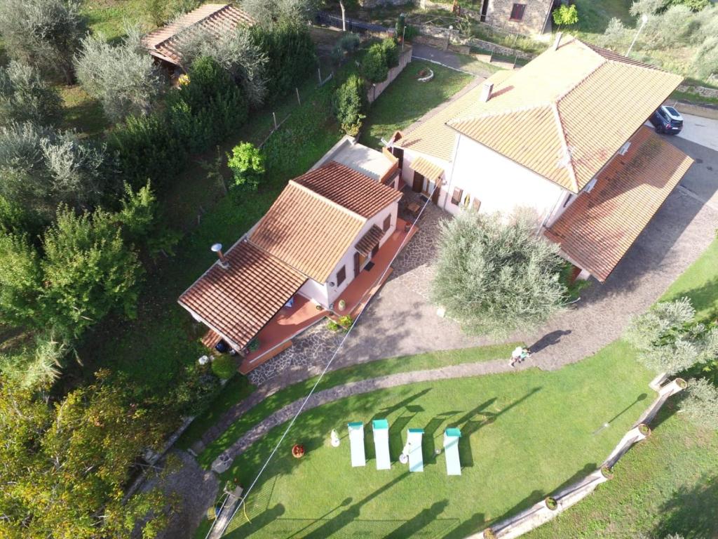 an overhead view of a house with a roof at B&B La Piaggia in Montemerano