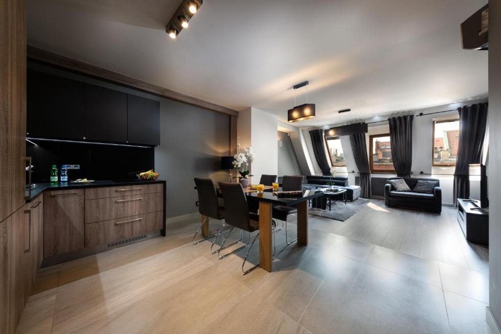 Aparthotel New Lux - Ático