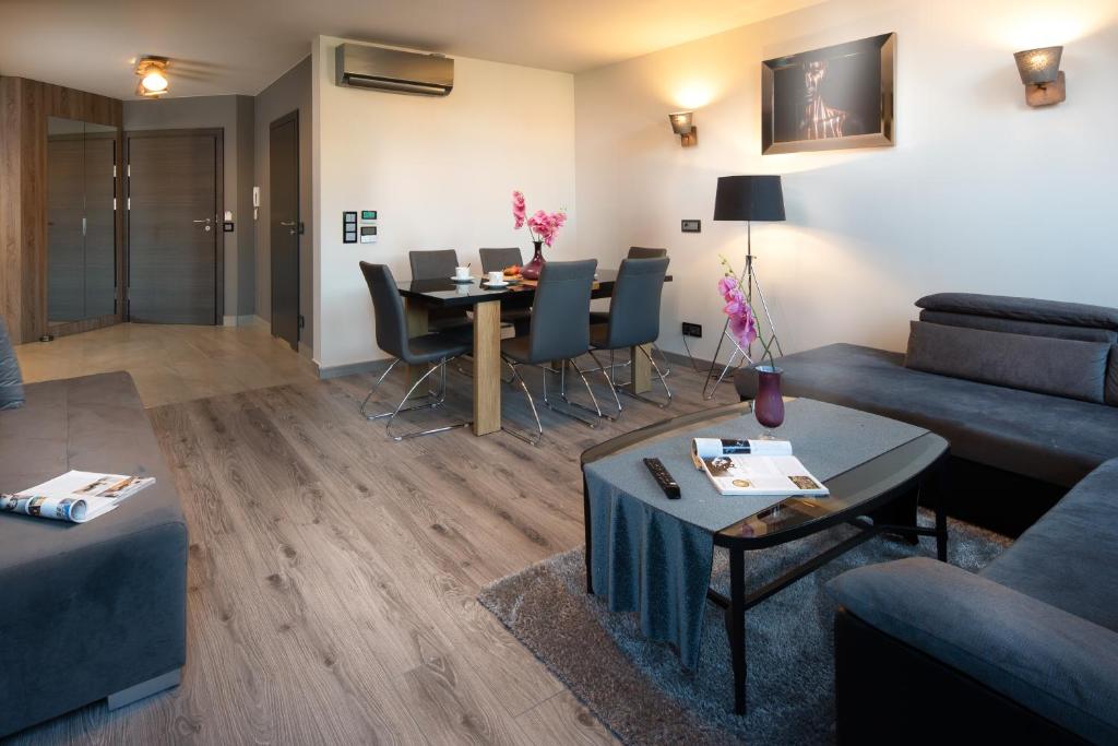 Aparthotel New Lux - Apartamento Superior