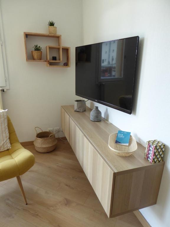 ALPINES 2 /près du funiculaire et gare sncf-garage privé-terrasse sud-46m2 - Appartement Met één Slaapkamer