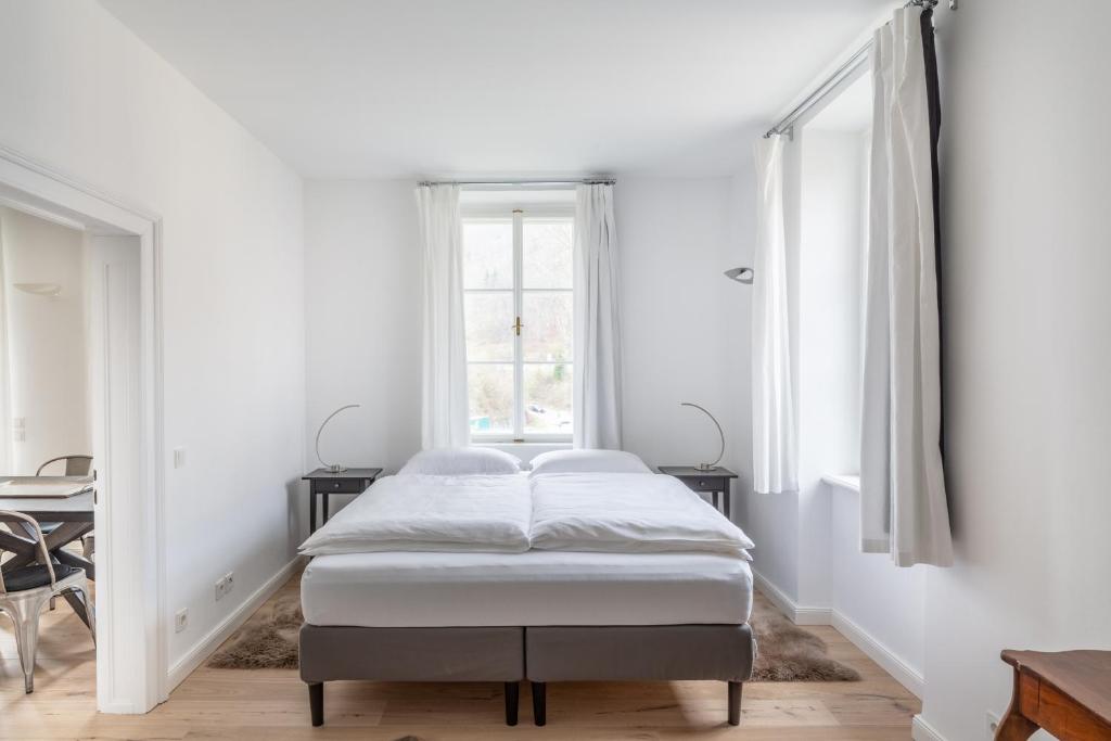 A bed or beds in a room at Villa Bertholini