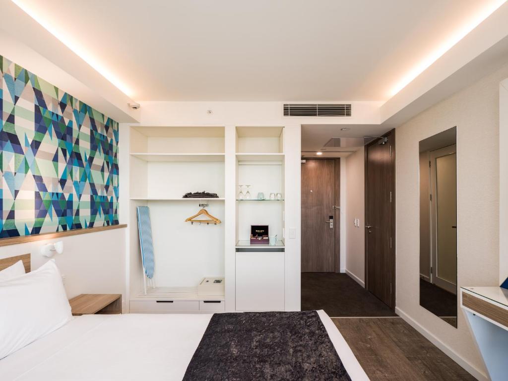 Carnmore Hotel Christchurch - Resim 25