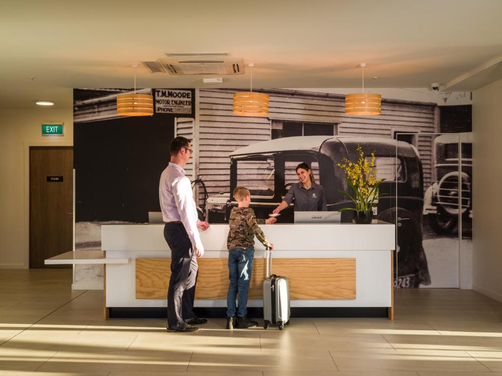 Carnmore Hotel Christchurch - Resim 33