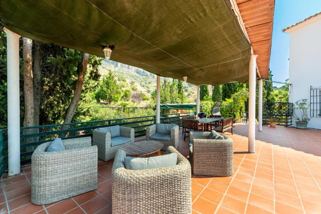 Balkón alebo terasa v ubytovaní New House in Malaga Nature