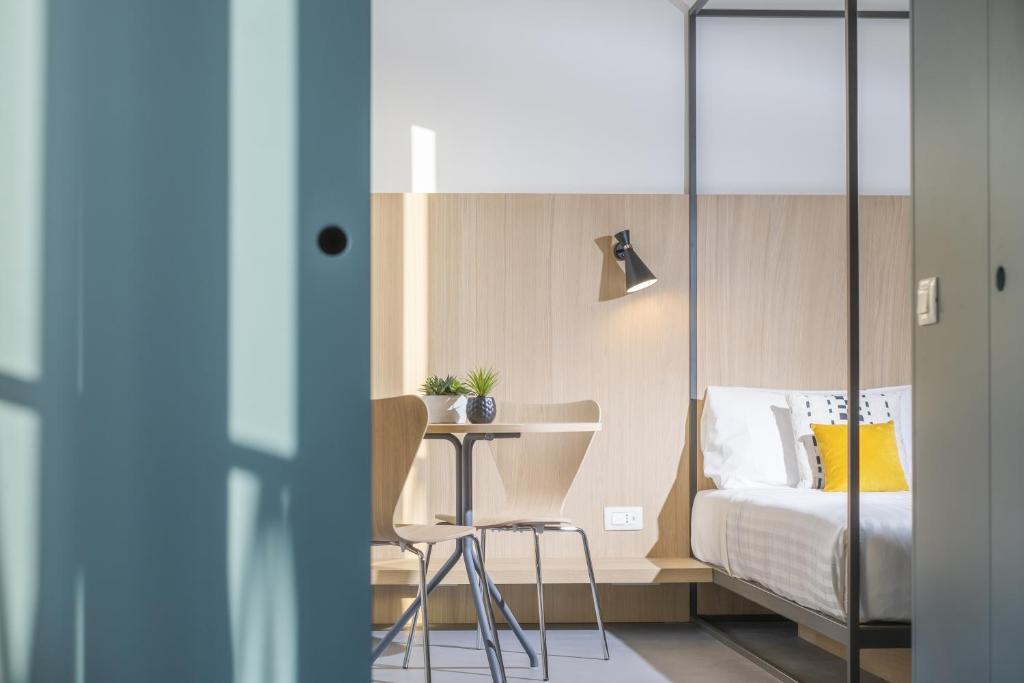 Camplus Hotel Roma Centro - Resim 13