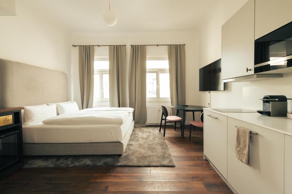 Bob W Mitte - Resim 17