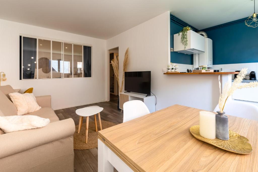 HYGGE - Superbe Apt rénové Rouen Gare avec parking privatif - Housity
