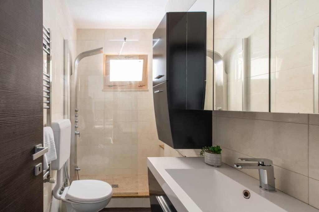 Kúpeľňa v ubytovaní iFlat Monti Elegant Apartment with Terrace