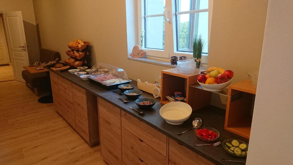Jídlo v aparthotelu nebo okolí