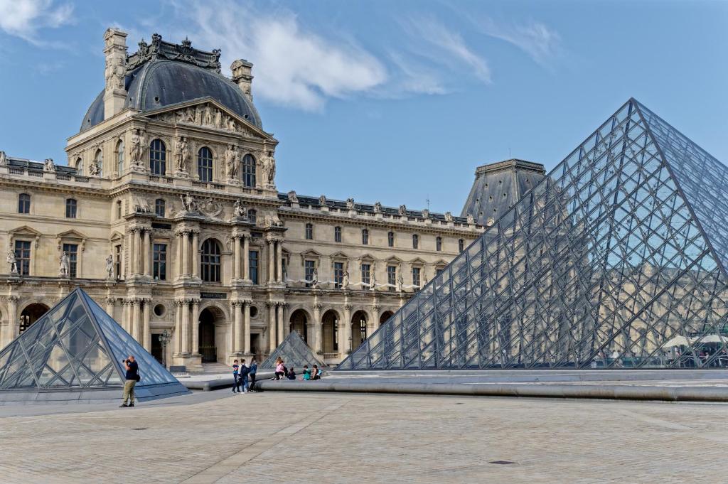 My Maison In Paris - Louvre - Resim 7
