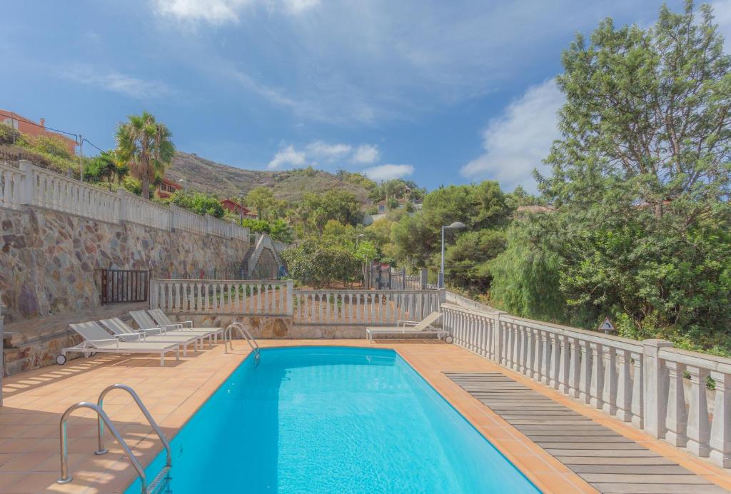 The swimming pool at or close to Fantastic Rural House with Pool and terrace