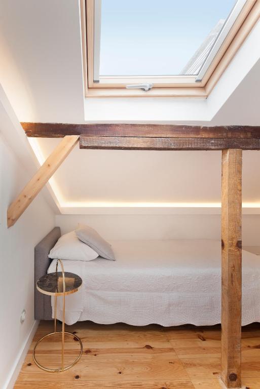 Tiny Cosy Room- Alcantara