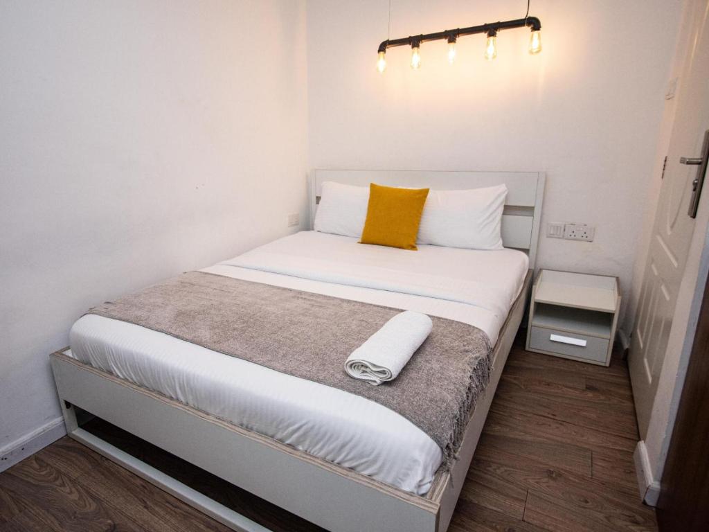 Yellow Door Apartments