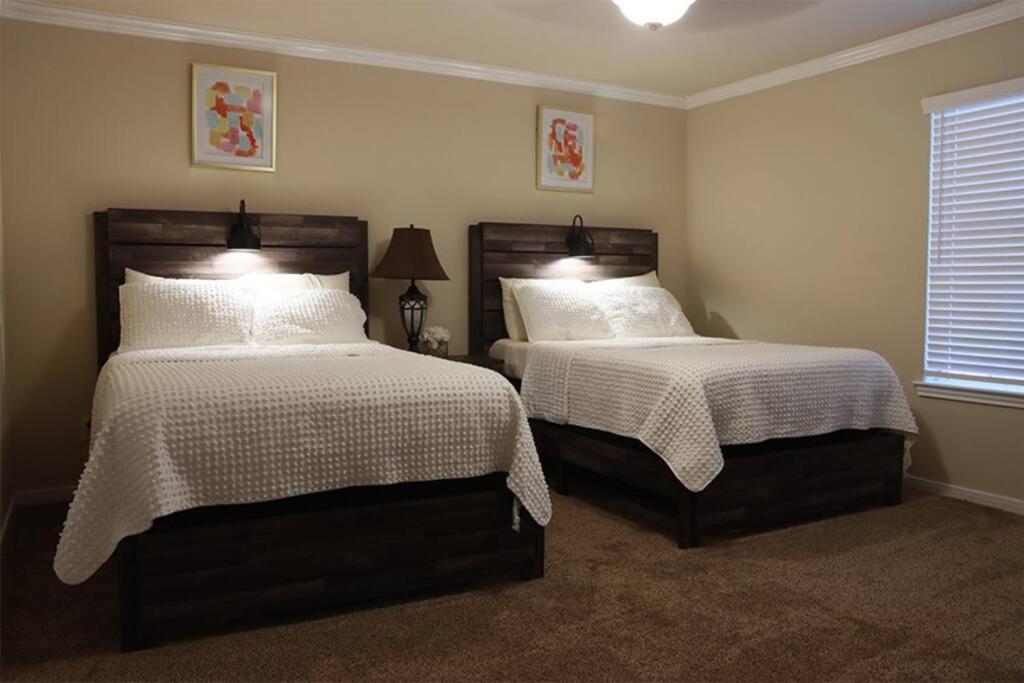 Ваканционна къща Large Houston Area Home! 9 Beds - Cumberland (САЩ Мисури  Сити) - Booking.com