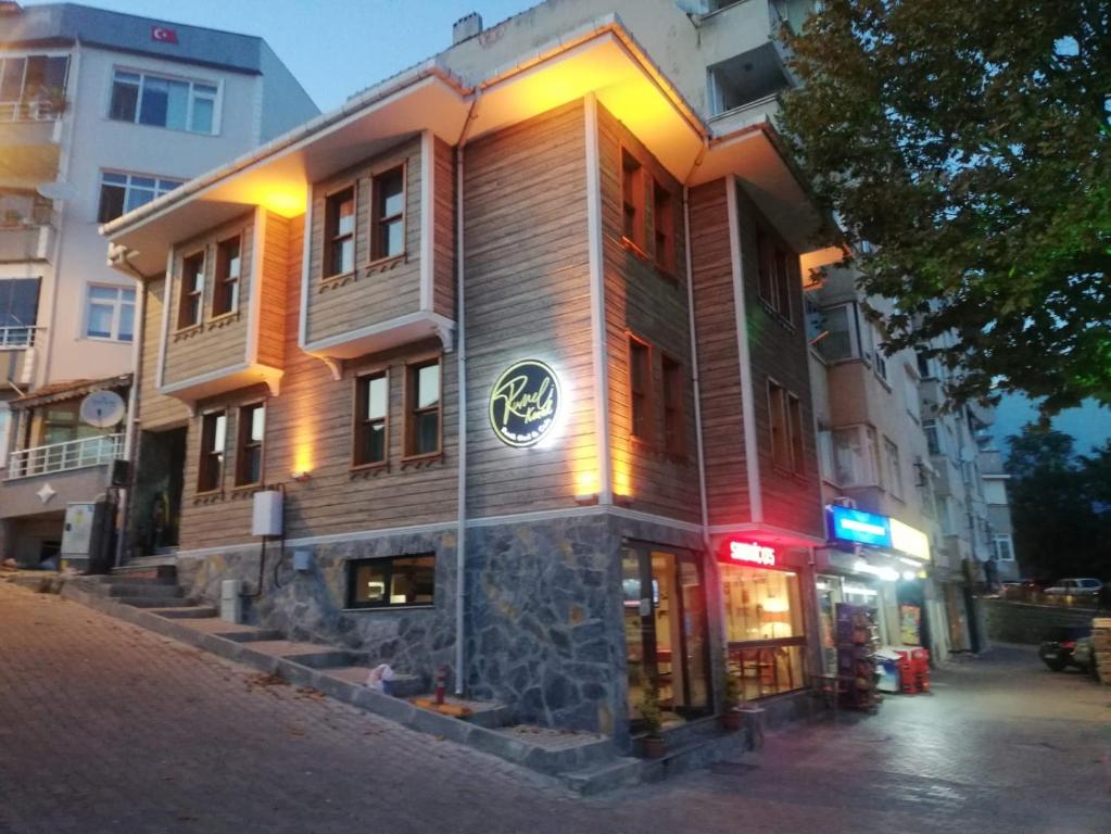 a building on a city street at night at Rumeli Konak Butik Otel in Tekirdag