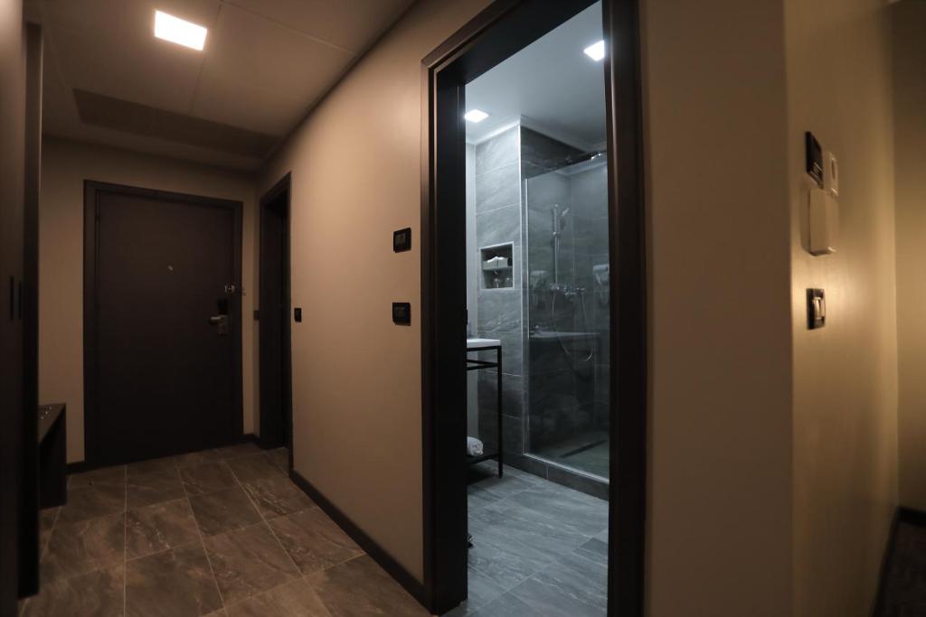 Fiesta Royale Hotel photo