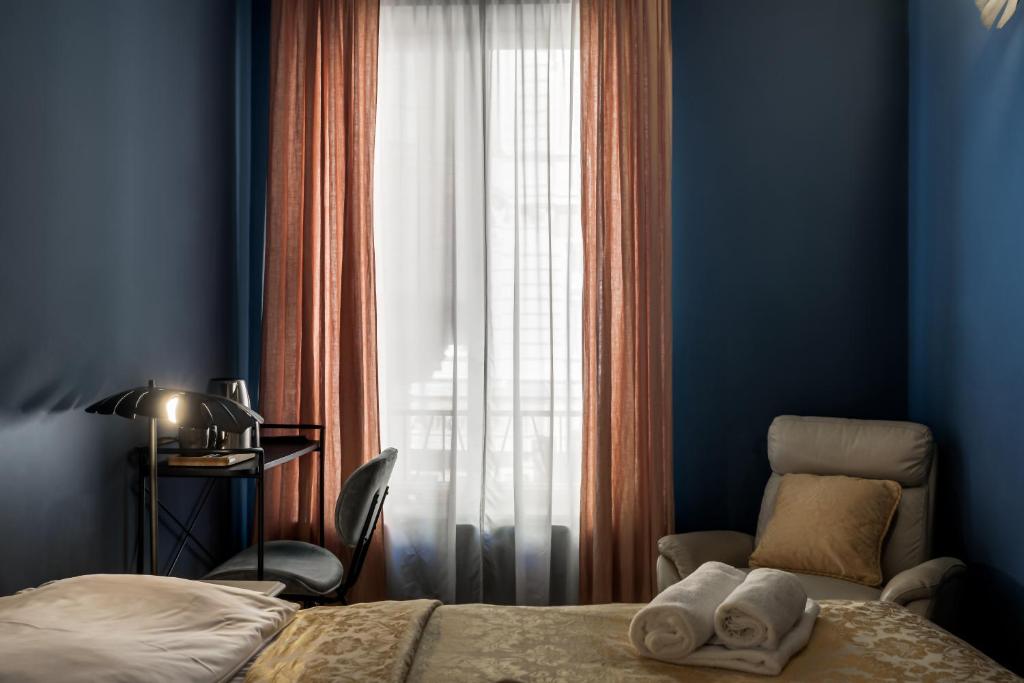 Louren - The Bridge Inn - Deluxe Double Room