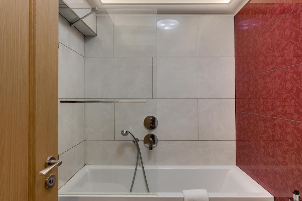 Louren - The Bridge Inn - Resim 14