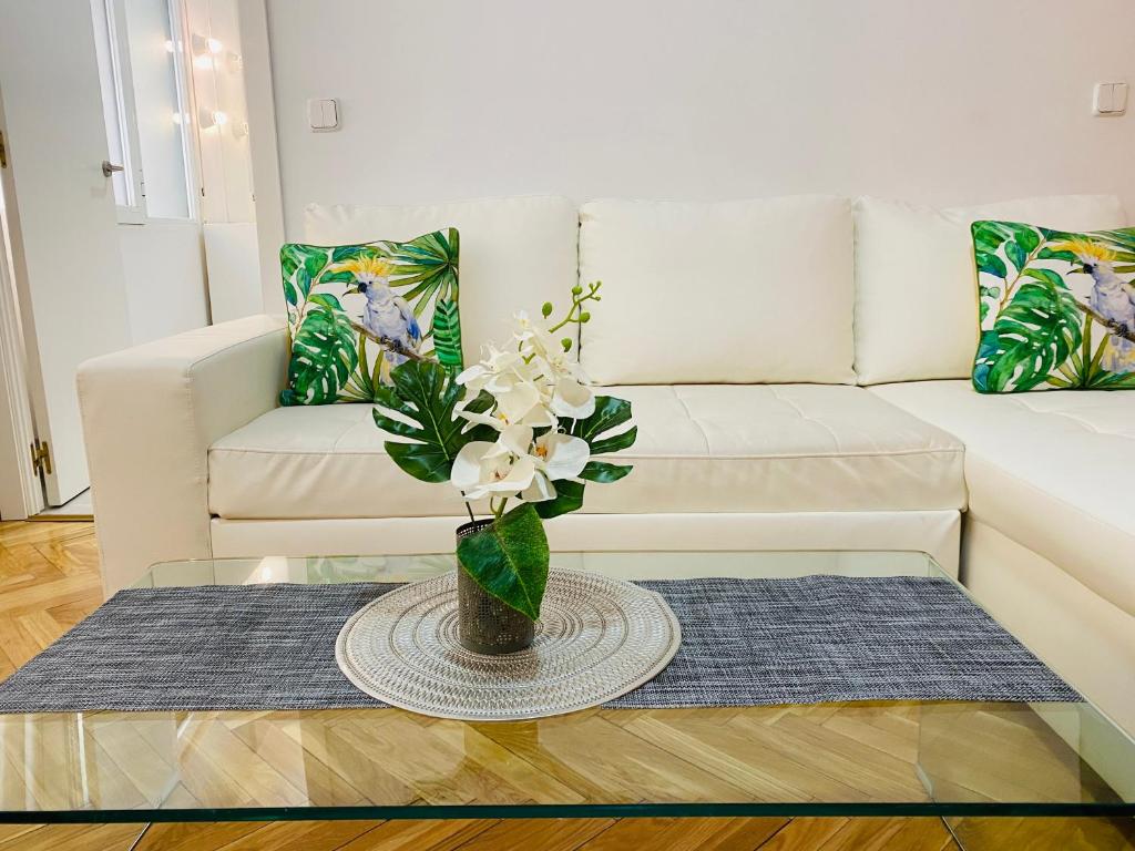 Palacio Apartments Madrid - One-Bedroom Premium Apartment