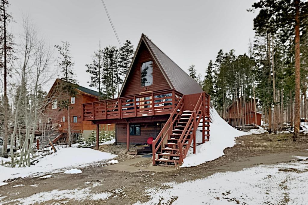 Mary Jane Chalet - Housity