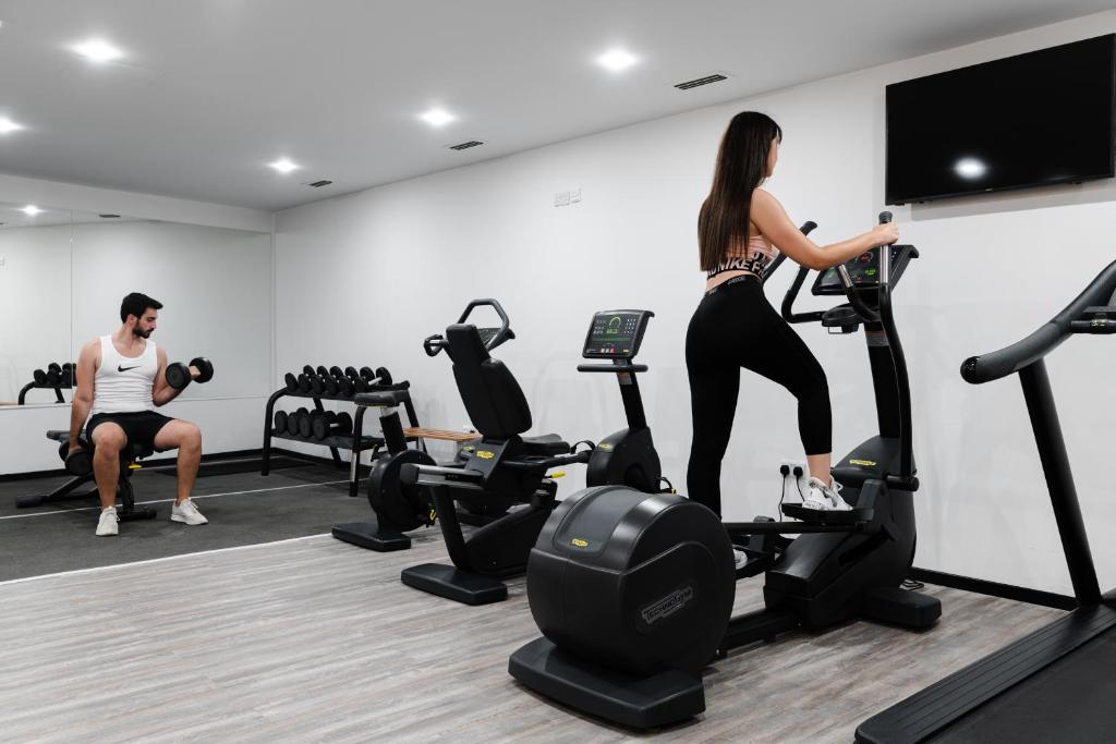 Fitness centrum a/nebo fitness zařízení v ubytování Seaview Hotel - Adults Only 16 Plus