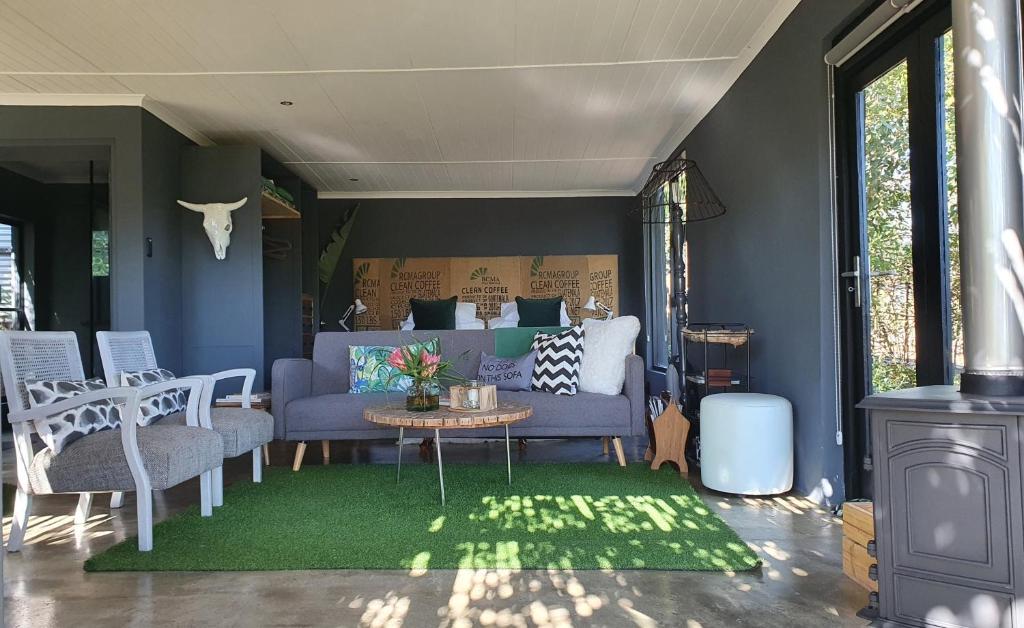 The Studio @ Mount View Lodge - Image 19
