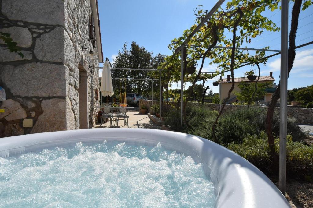 Zdjęcie z galerii obiektu Villa Saint Anton w mieście Malinska