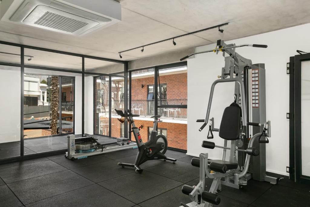 Hyde Park House Apartments - One-Bedroom Apartment