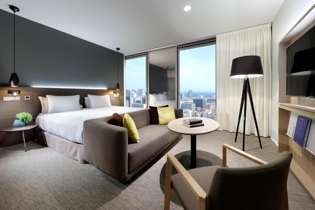 
The Level Master Suite Sea View
