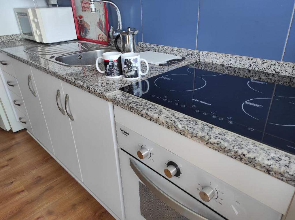 Kuchyň nebo kuchyňský kout v ubytování Apartamento bien situado - Buenas conexiones